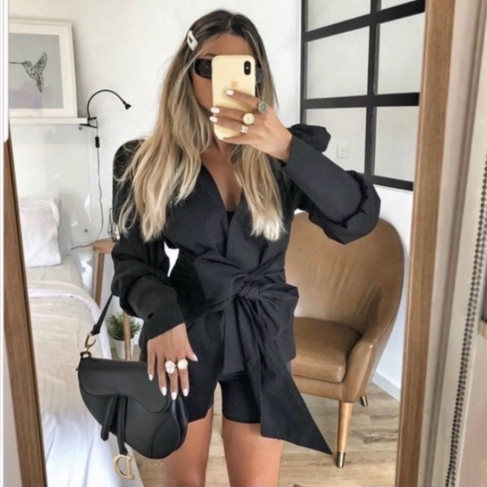 BLOGGERS FAVE! Zara Wrap Blouse Black Long Puffy Sleeves Bow Tie Waist Sz S